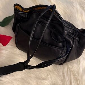 JoAnn Page Genuine Leather Shoulder Bag 🔥
